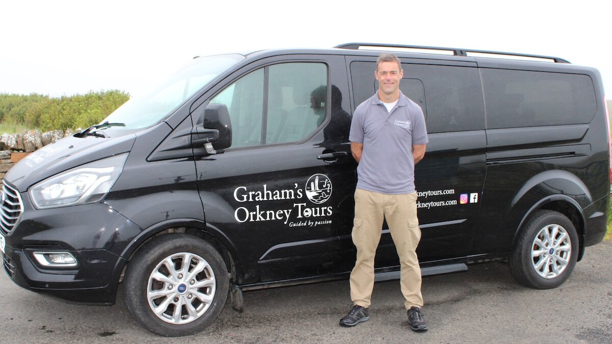 Private and shared guided tours
