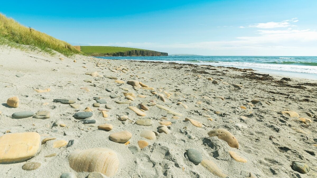 dingieshowe beach- spectacular scenery